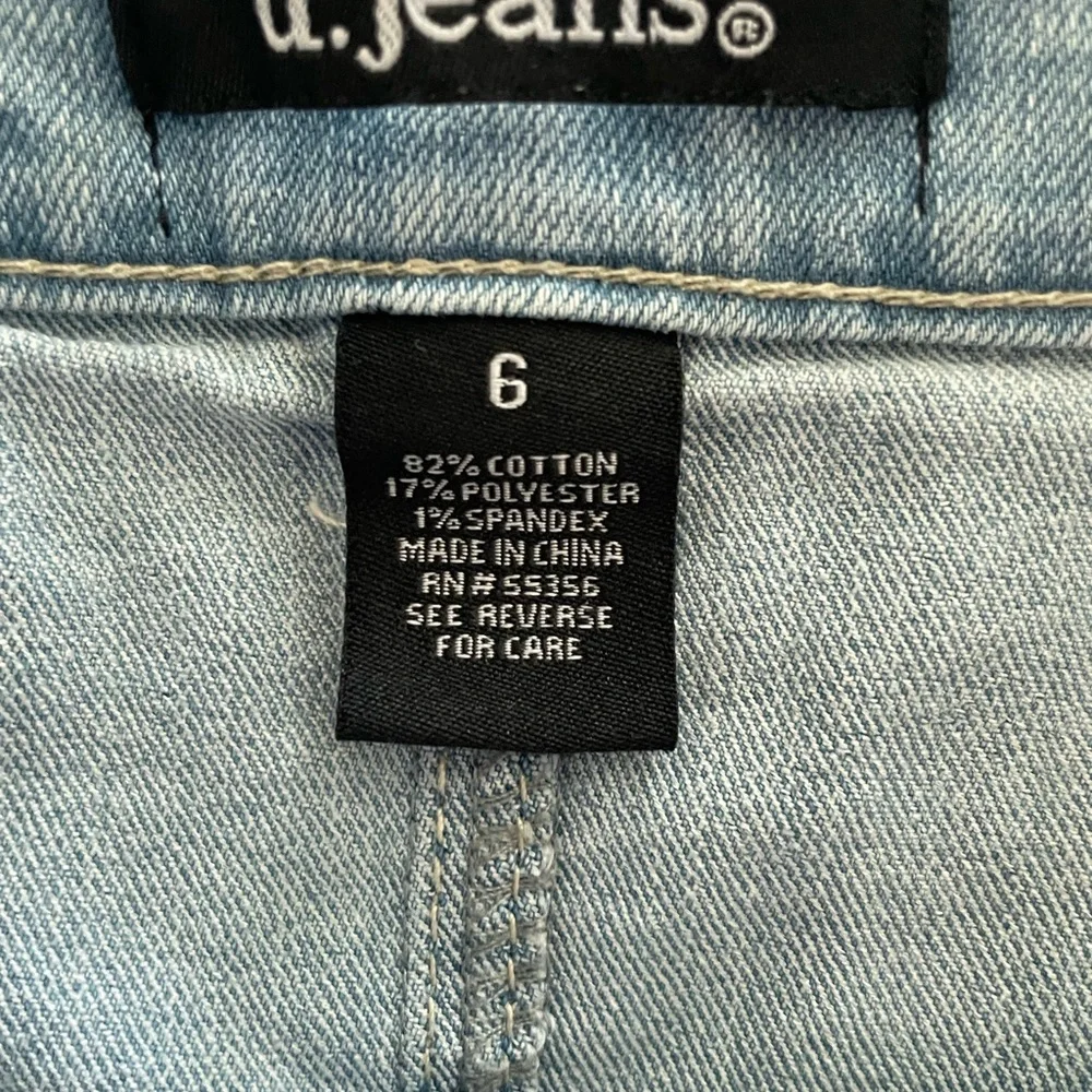 d. jeans Light Wash Button-Front Midi Denim Skirt - Picture 5 of 6